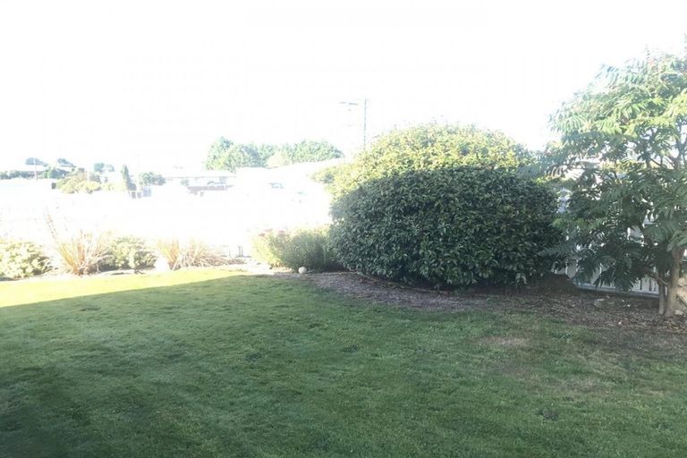 Photo of property in 44 Wicklow Street, Clifton, Invercargill, 9812