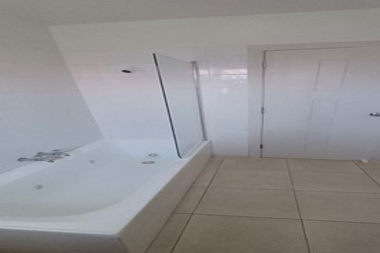 Photo of property in 91 Winters Road, Redwood, Christchurch, 8051