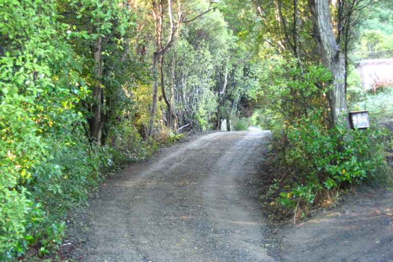 Photo of property in 208 Doctors Point Road, Waitati, 9085