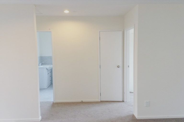 Photo of property in 31 Portadown Avenue, Pakuranga Heights, Auckland, 2010