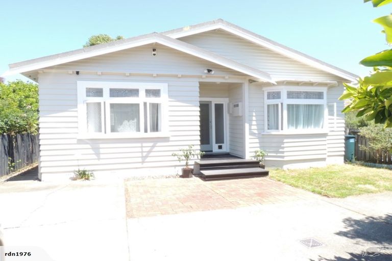 Photo of property in 12a Rotherham Terrace, Miramar, Wellington, 6022