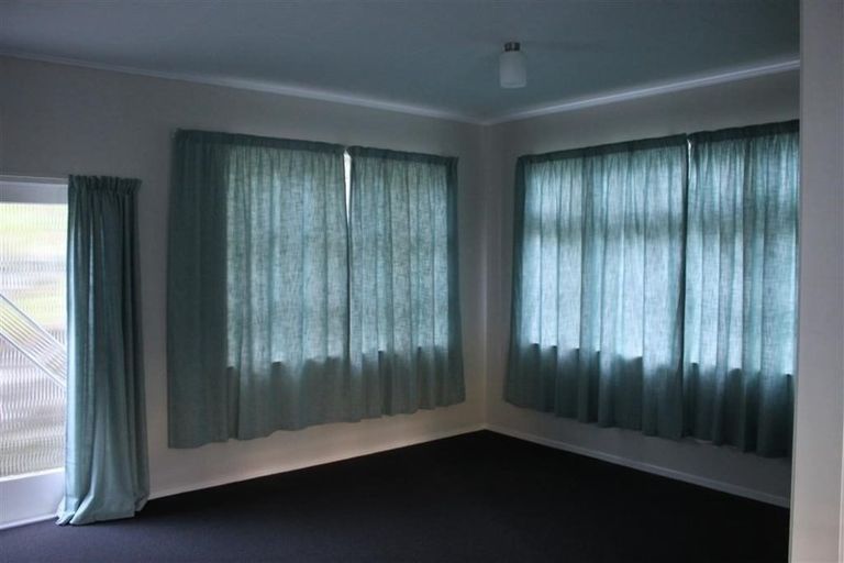 Photo of property in 7 Smale Terrace, Hospital Hill, Napier, 4110