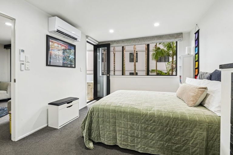 Photo of property in 1e/175 Hurstmere Road, Takapuna, Auckland, 0622