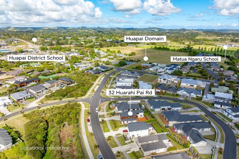 Photo of property in 32 Huarahi Pai Road, Huapai, Kumeu, 0810