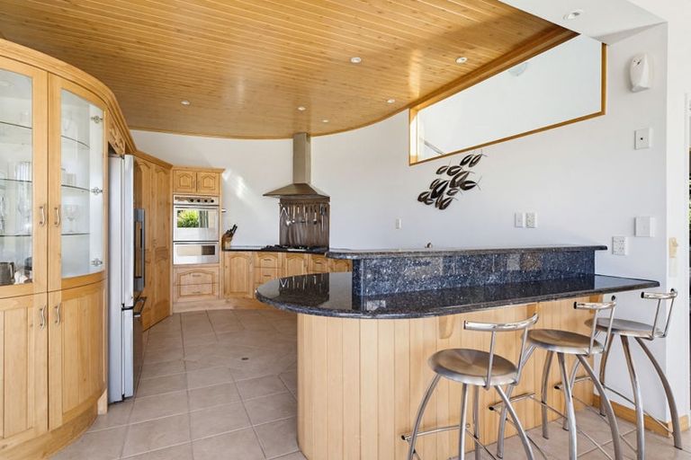 Photo of property in 221 Paku Drive, Tairua, 3508