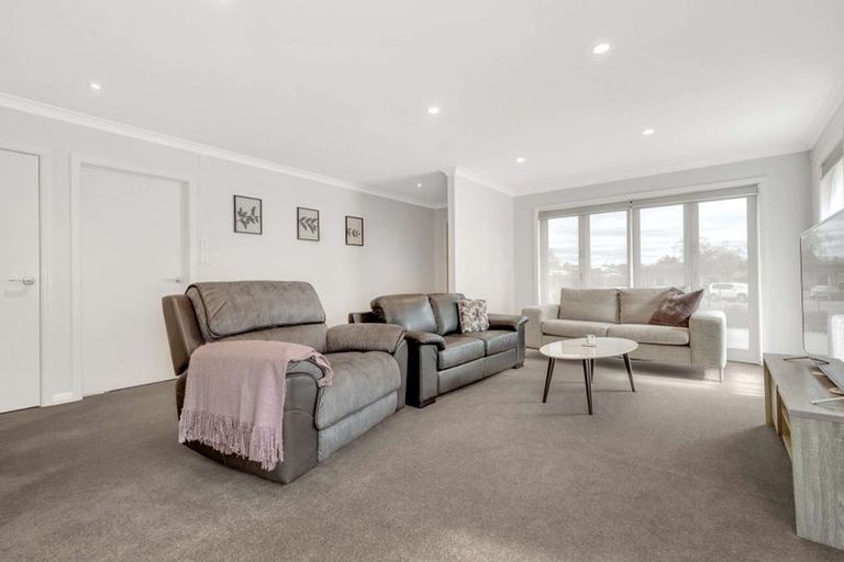 Photo of property in 10 Furl Close, Pyes Pa, Tauranga, 3112