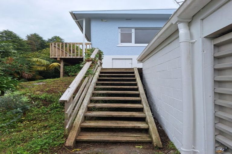 Photo of property in 39 Chaucer Road, Hospital Hill, Napier, 4110