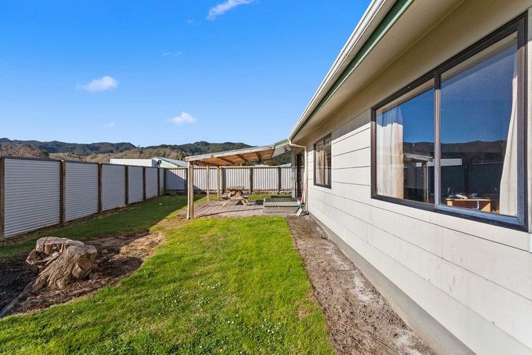 Photo of property in 18a Howell Road, Taneatua, 3123
