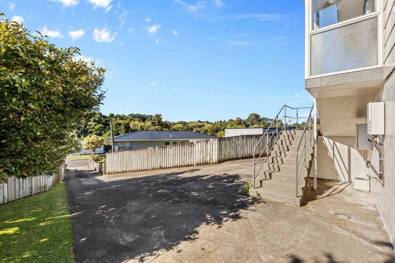Photo of property in 65a Riversdale Drive, Merrilands, New Plymouth, 4312