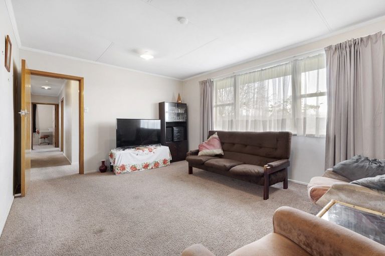 Photo of property in 9 Ellesmere Crescent, Highbury, Palmerston North, 4412