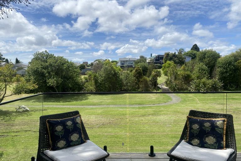 Photo of property in 2 Wairere Road, Torbay, Auckland, 0630