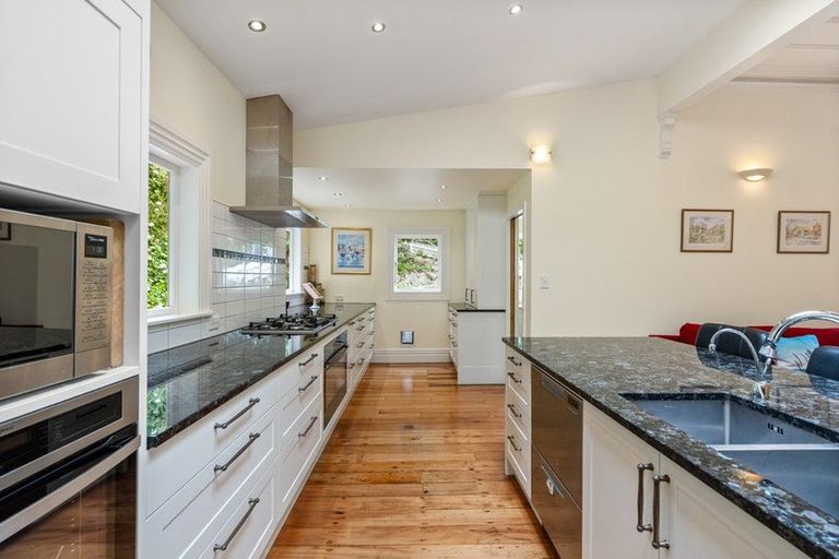 Photo of property in 30 Amritsar Street, Khandallah, Wellington, 6035