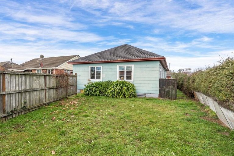 Photo of property in 17 Dunarnan Street, Avonside, Christchurch, 8061