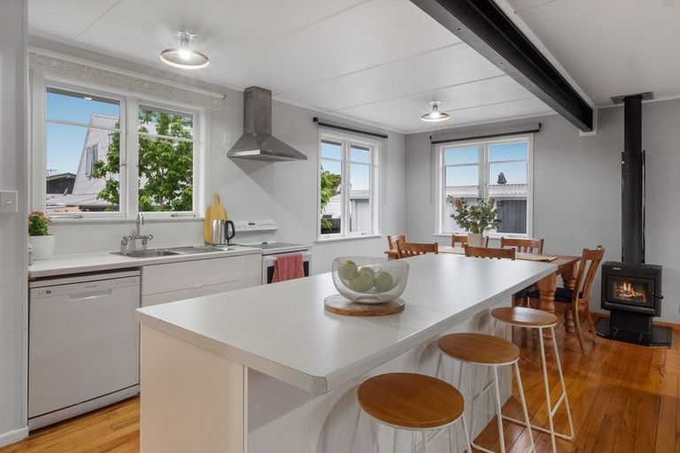 Photo of property in 35 Farm Street, Mount Maunganui, 3116