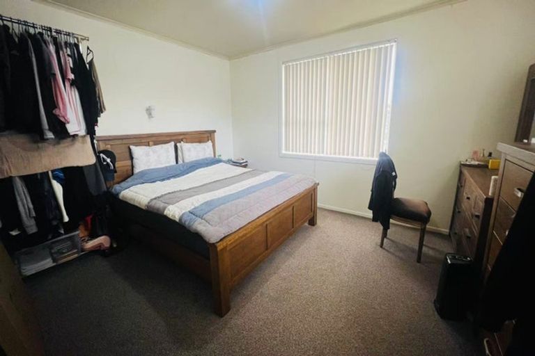 Photo of property in 1/172 Forrest Hill Road, Forrest Hill, Auckland, 0620