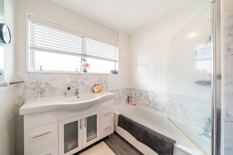 Photo of property in 8b Barraud Street, Avalon, Lower Hutt, 5011