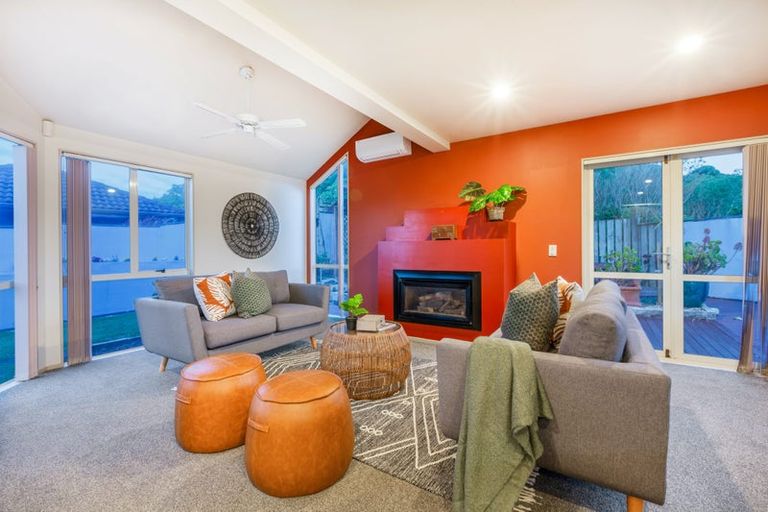 Photo of property in 12 Tombane Terrace, Papakowhai, Porirua, 5024