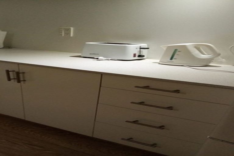 Photo of property in 2/15 Walton Street, Sydenham, Christchurch, 8023