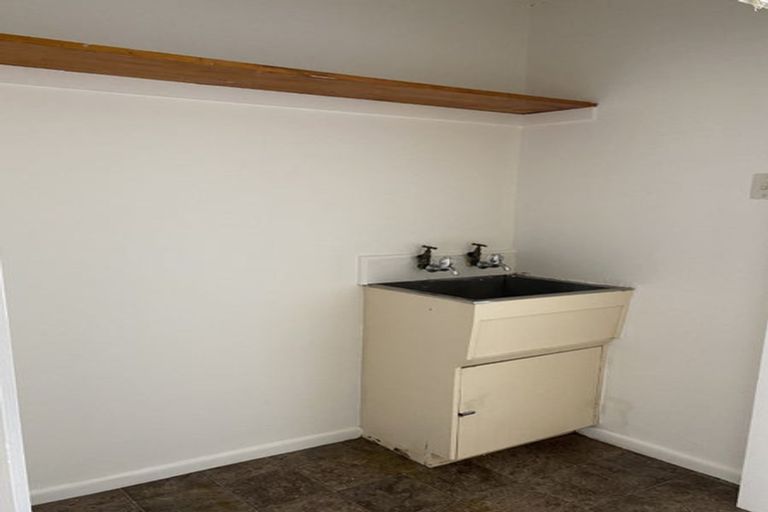 Photo of property in 2/14 Coates Street, Hamilton East, Hamilton, 3216