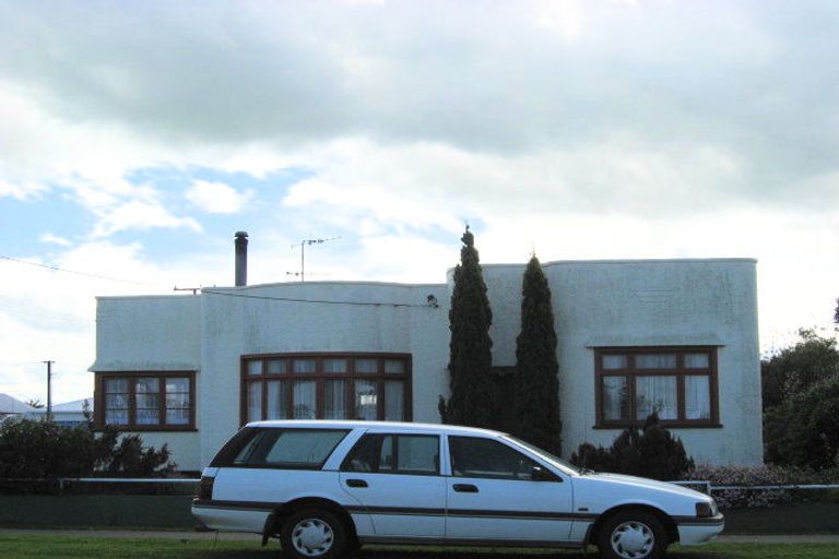 Photo of property in 28 Muir Street, Gonville, Whanganui, 4501