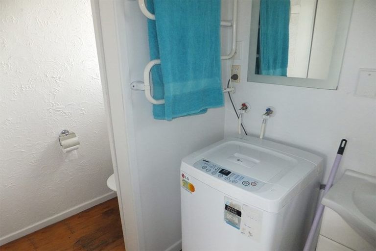 Photo of property in 8/23 Frederick Street, Waltham, Christchurch, 8011