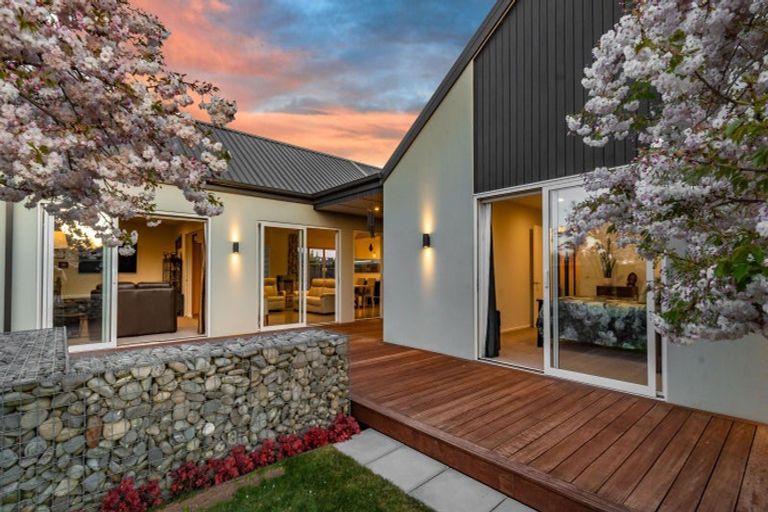 Photo of property in 17b Kingsdowne Drive, West Melton, 7618