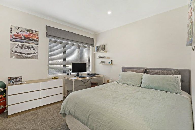 Photo of property in 8 Ara Kakara Avenue, Huapai, Kumeu, 0810