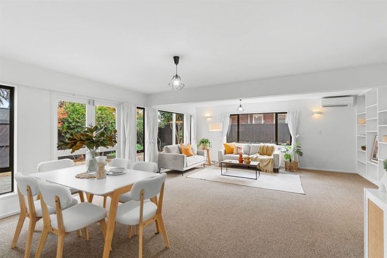 Photo of property in 1/8 Cottesmore Close, Burnside, Christchurch, 8053