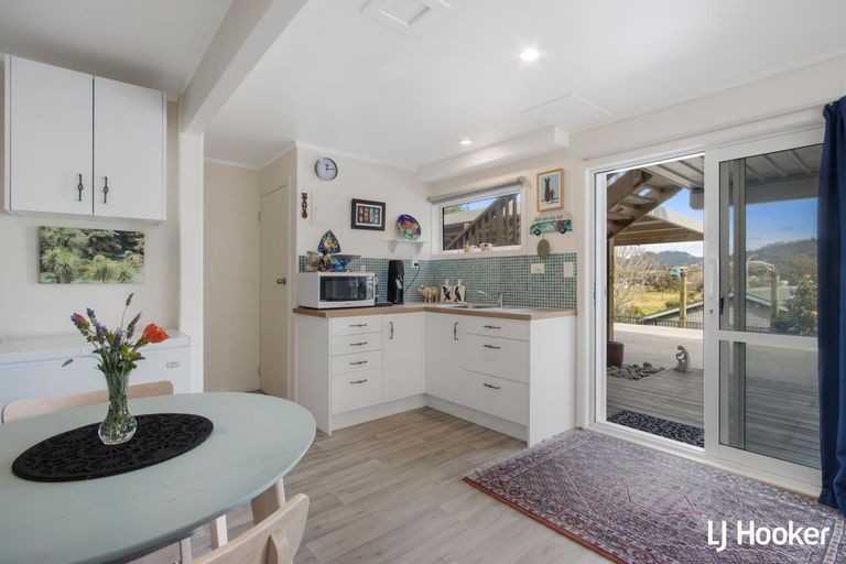 Photo of property in 5 Hanlen Avenue, Waihi Beach, 3611