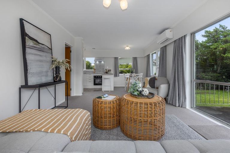 Photo of property in 64a Parata Street, Waikanae, 5036