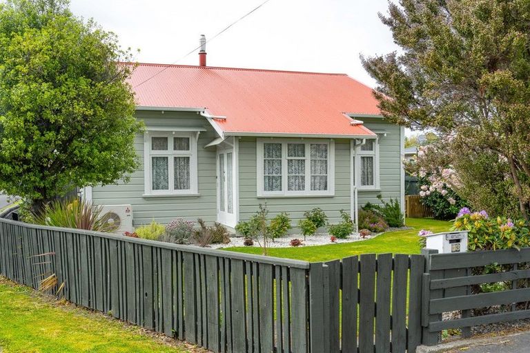 Photo of property in 43 South Road, Kuripuni, Masterton, 5810