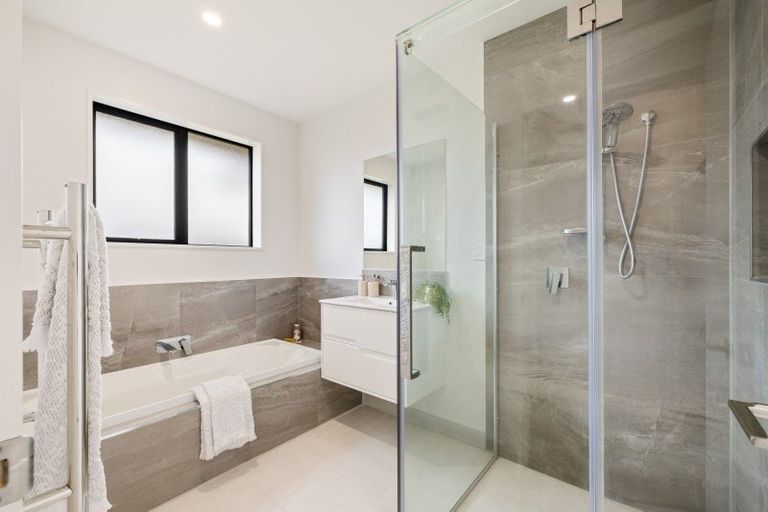 Photo of property in 18 Lovelock Avenue, Rolleston, 7615