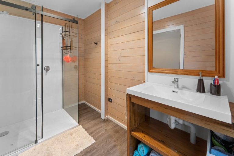 Photo of property in 127 Queen Charlotte Drive, Havelock, Picton, 7281