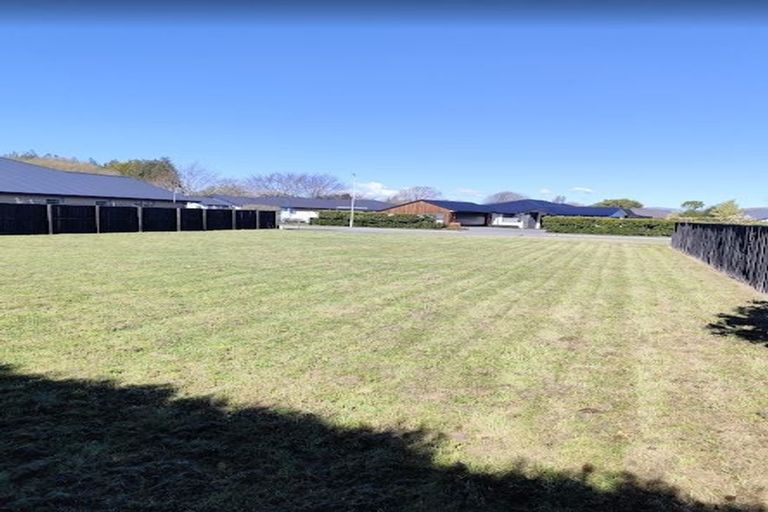 Photo of property in 41 Holiday Drive, Mairehau, Christchurch, 8052