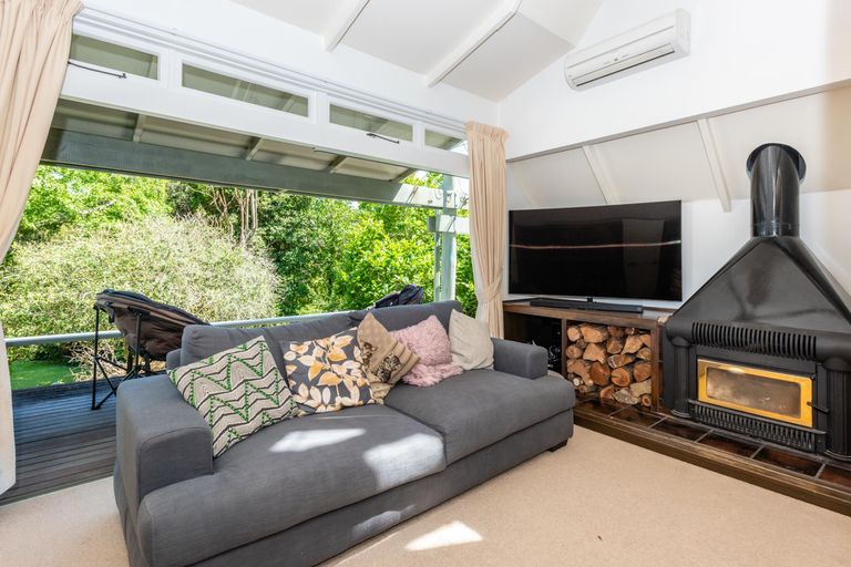 Photo of property in 15 Stanford Crescent, Whataupoko, Gisborne, 4010