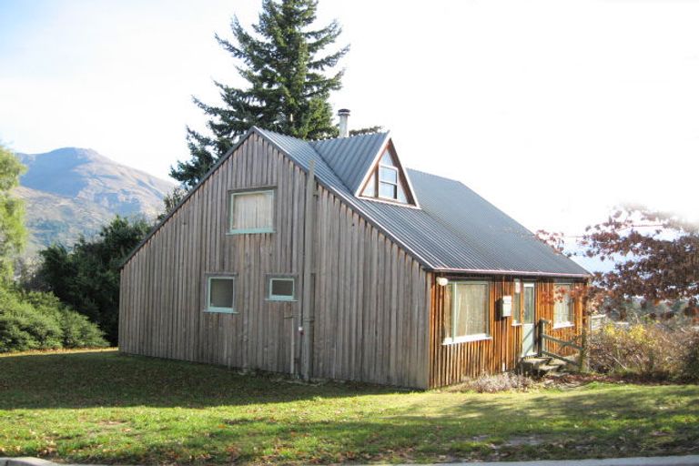 Photo of property in 27 Aspiring Terrace, Wanaka, 9305