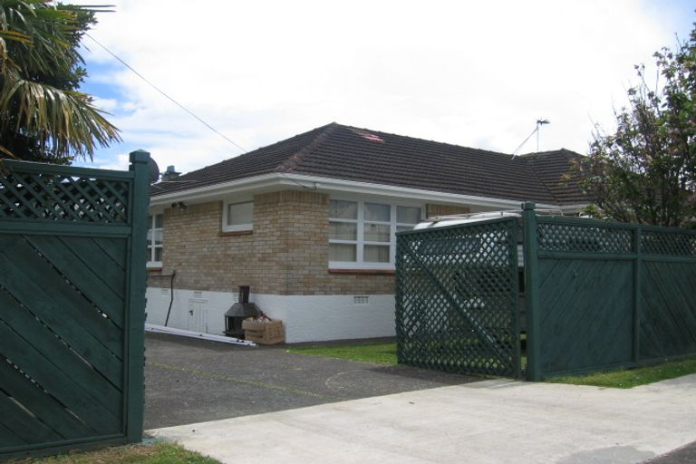 Photo of property in 131a Wyllie Road, Papatoetoe, Auckland, 2025