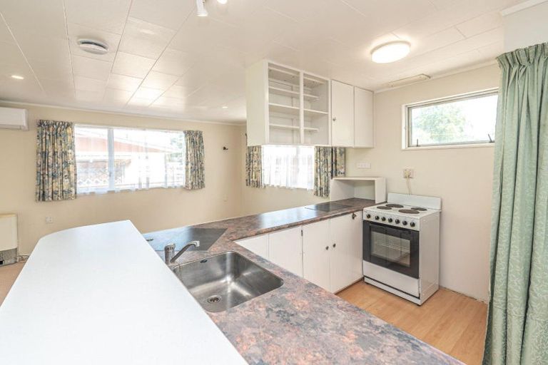 Photo of property in 2/12 Paterson Street, Aramoho, Whanganui, 4500