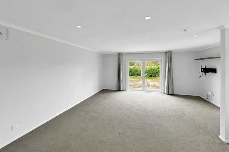Photo of property in 2 Old Orchard Road, Solway, Masterton, 5810