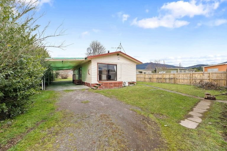 Photo of property in 35 Maria Place, Turangi, 3334