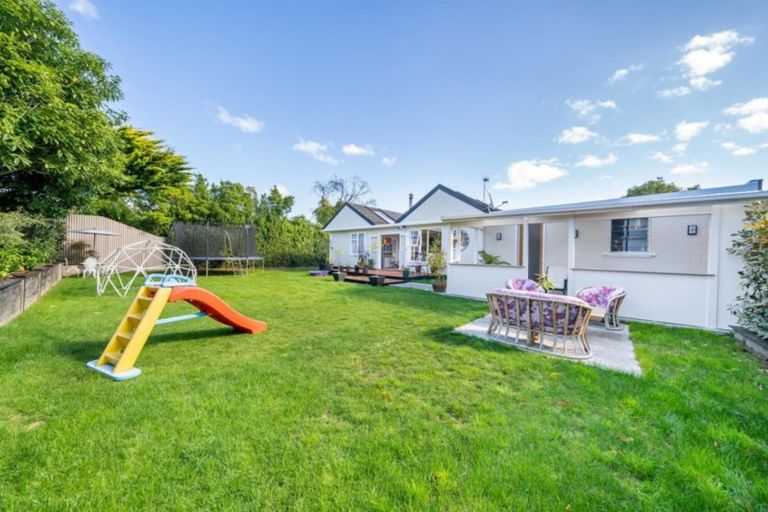 Photo of property in 46 Ebdentown Street, Ebdentown, Upper Hutt, 5018