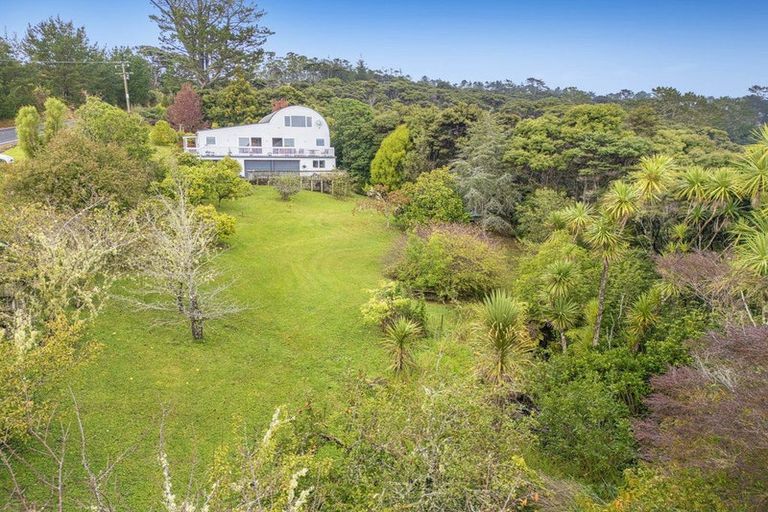 Photo of property in 812 Inland Road, Helensville, 0875