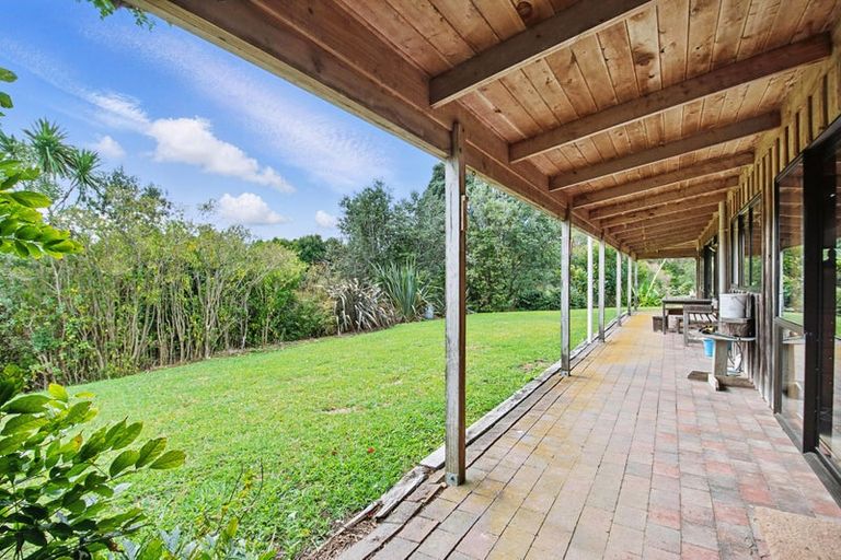 Photo of property in 83 Pipitiwai Drive, Helensville, Kaukapakapa, 0871