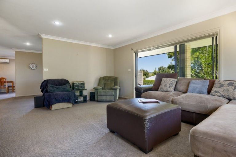 Photo of property in 22 Caldera Close, Pyes Pa, Tauranga, 3112