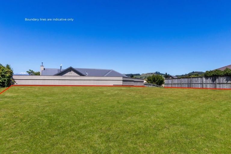 Photo of property in 9 Carpentras Way, Nukuhau, Taupo, 3330