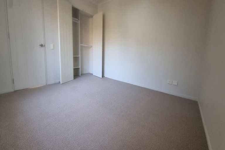 Photo of property in 10 Laurel Oak Drive, Schnapper Rock, Auckland, 0632