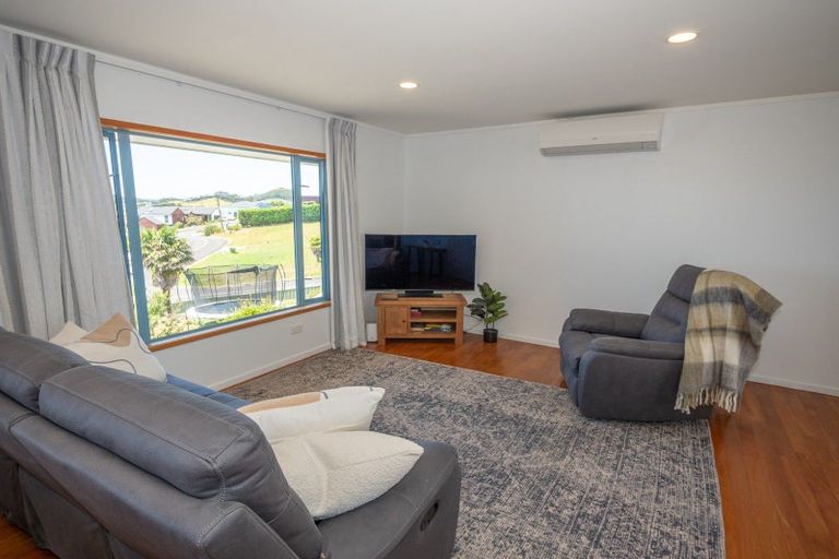 Photo of property in 4 Torsby Road, Coopers Beach, 0420