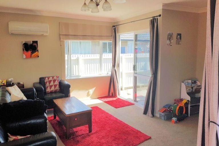 Photo of property in 2/73 Dunbars Road, Halswell, Christchurch, 8025