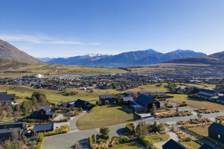 Photo of property in 14 Glenfiddich Road, Jacks Point, Queenstown, 9371