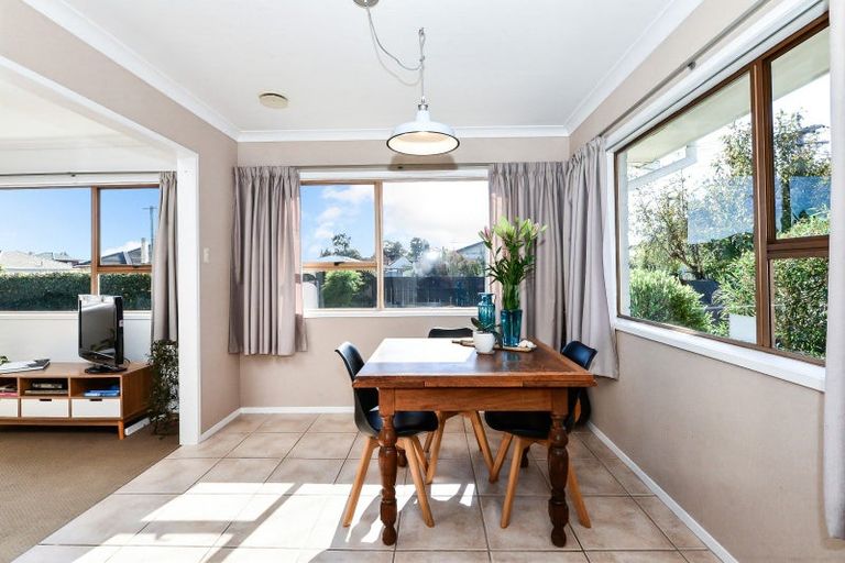 Photo of property in 26 East Street, Claudelands, Hamilton, 3214